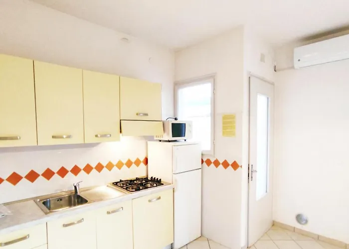 Daire Bright And Comfortable Flat Bibione