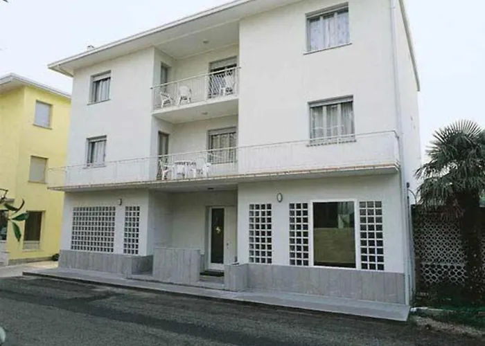 아파트 Bright And Comfortable Flat *